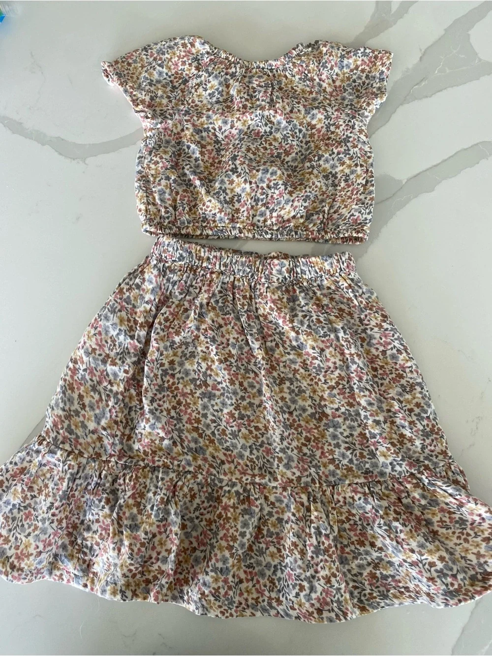 Little Planet by Carter's Girls 2T Floral 2pc Top & Skirt organic Cotton Set